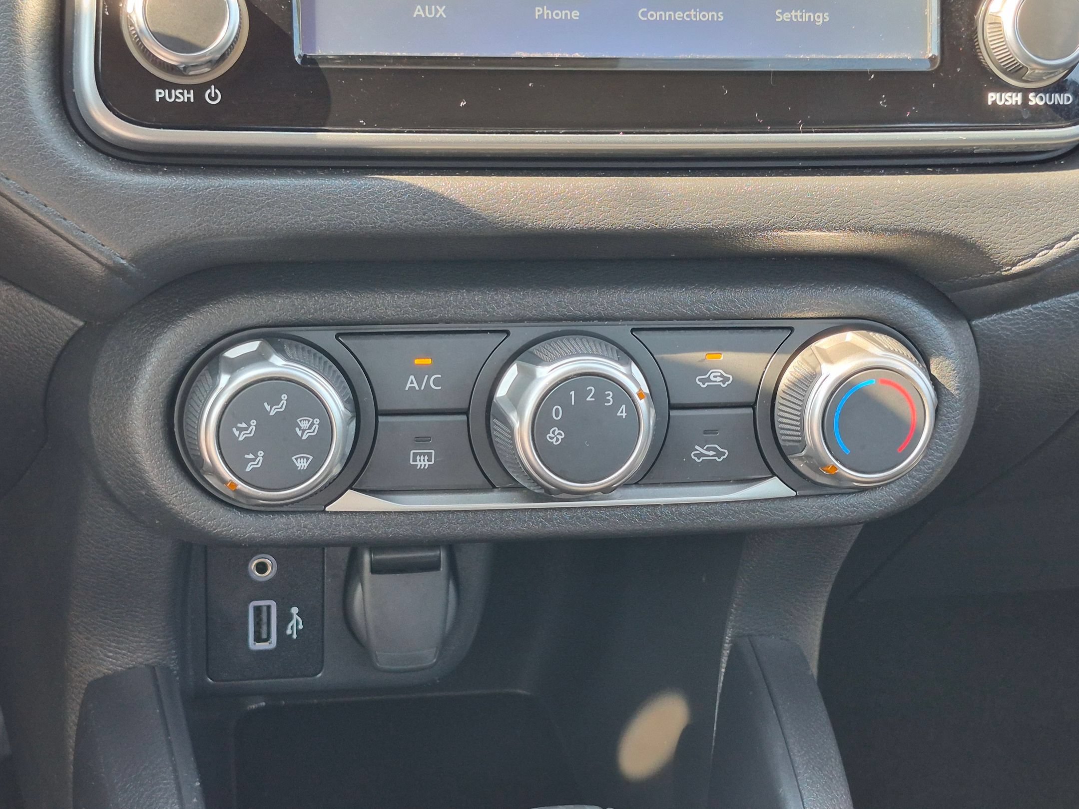 Used 2025 Nissan Versa S w/ Trunk Package FWD image 24
