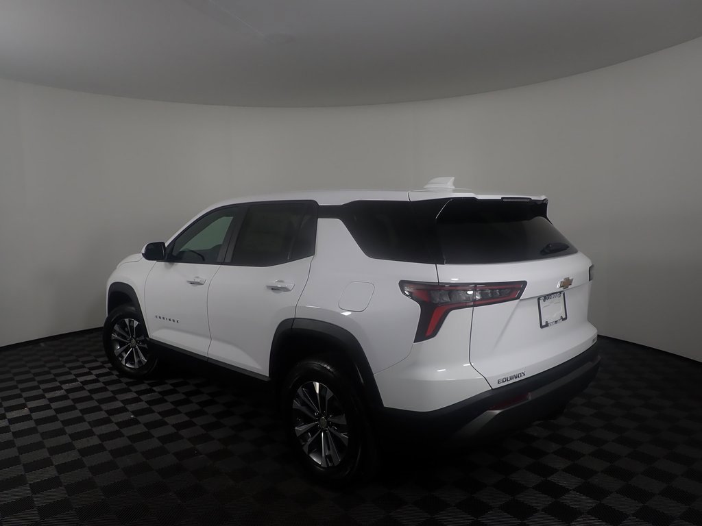 New 2026 Chevrolet Equinox LT image 8
