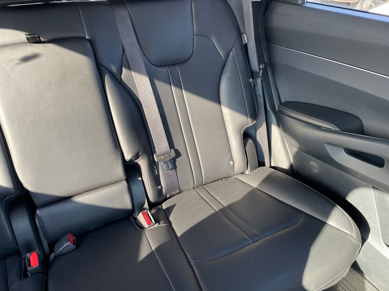 Used 2024 Kia Sorento S image 40