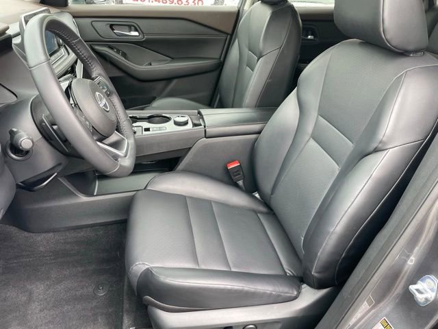 Certified 2023 Nissan Rogue SV w/ SV Premium B Package AWD/4WD image 6