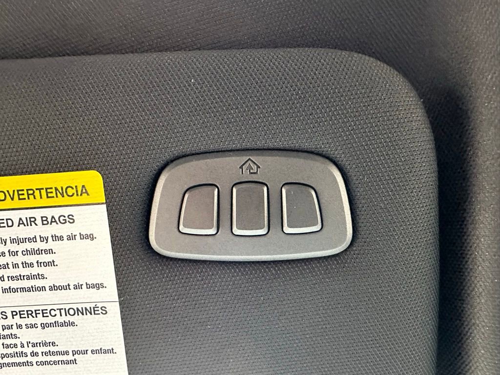 New 2026 Ford Explorer ST-Line w/ ST-Line Street Pack image 31