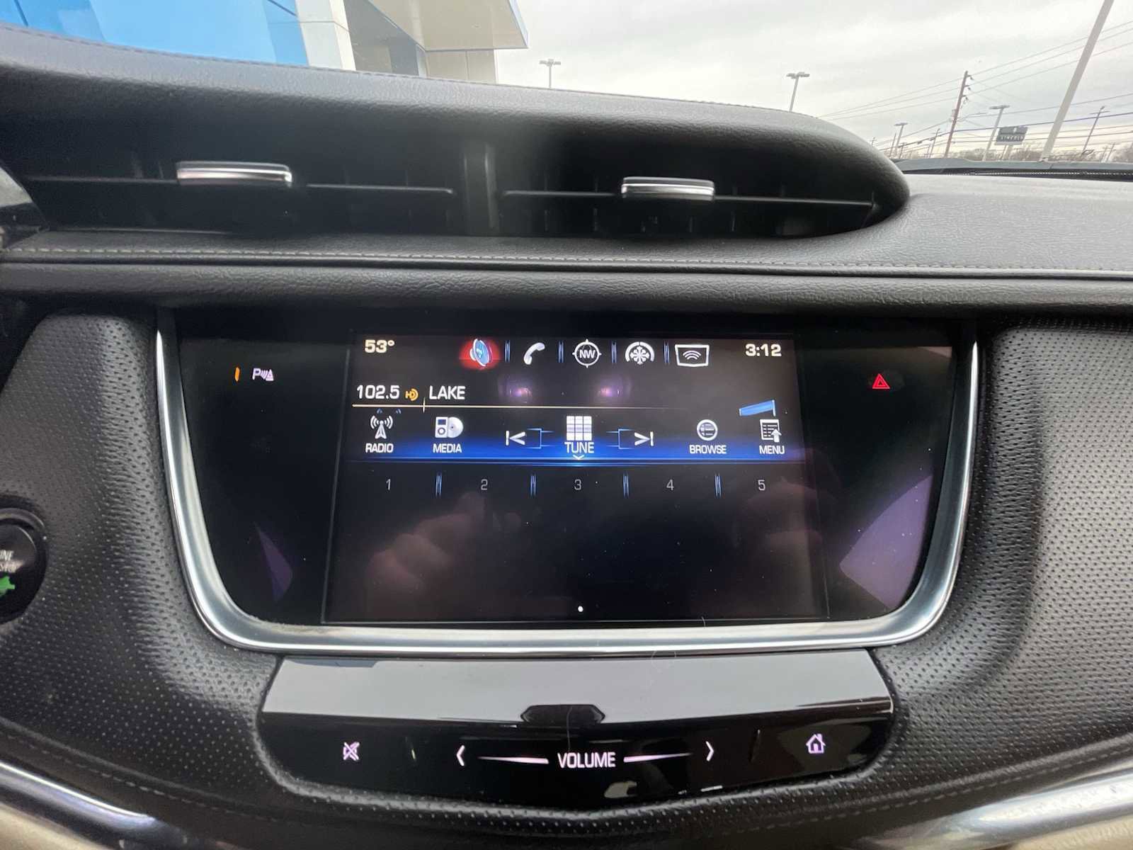 Certified 2017 Cadillac XT5 FWD image 13