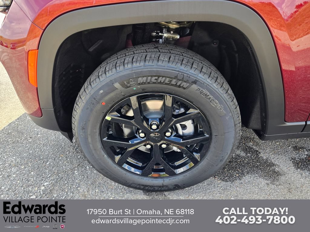 New 2025 Jeep Grand Cherokee Altitude AWD/4WD image 27
