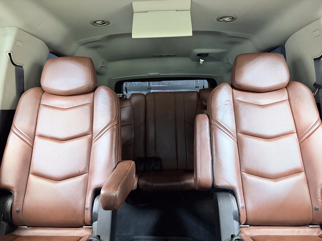 Used 2015 Cadillac Escalade ESV Premium AWD/4WD image 17