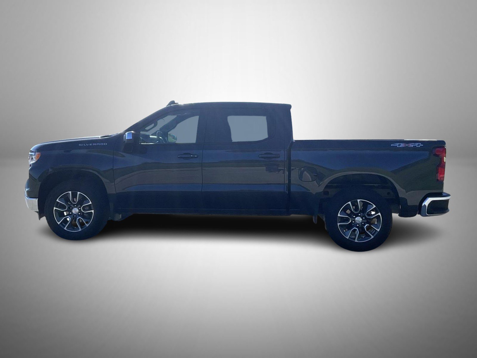 Used 2024 Chevrolet Silverado 1500 LT AWD/4WD image 8