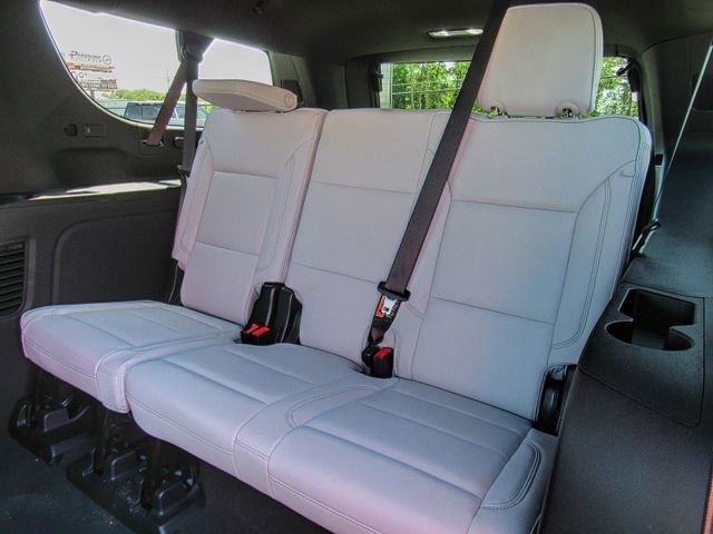 New 2025 Chevrolet Suburban Premier image 14