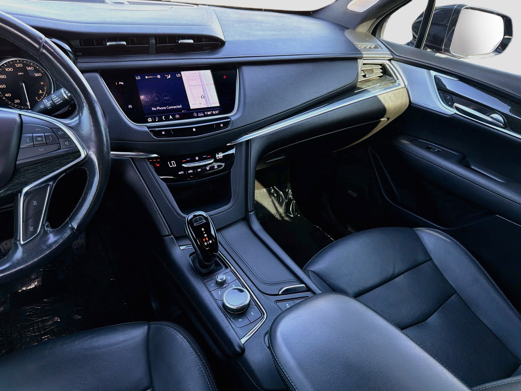 Used 2020 Cadillac XT5 Premium Luxury FWD image 25