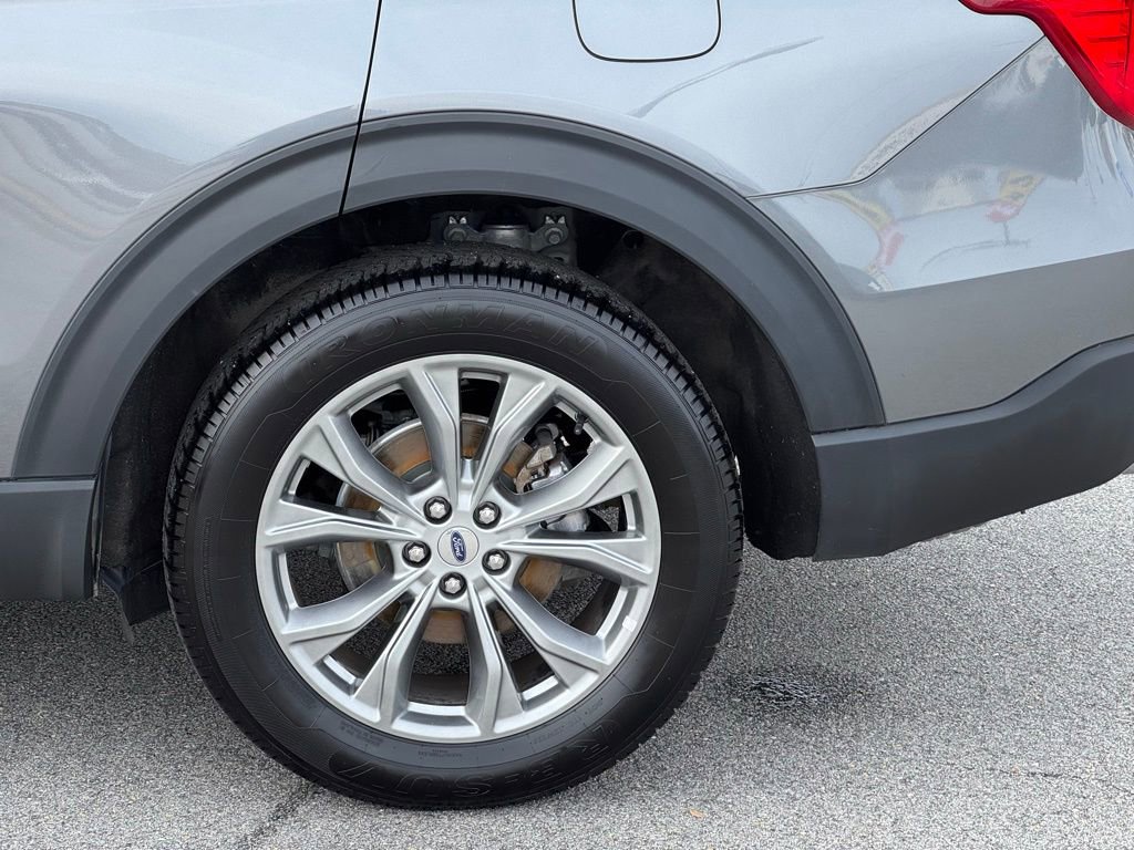 Used 2023 Ford Explorer Limited image 38