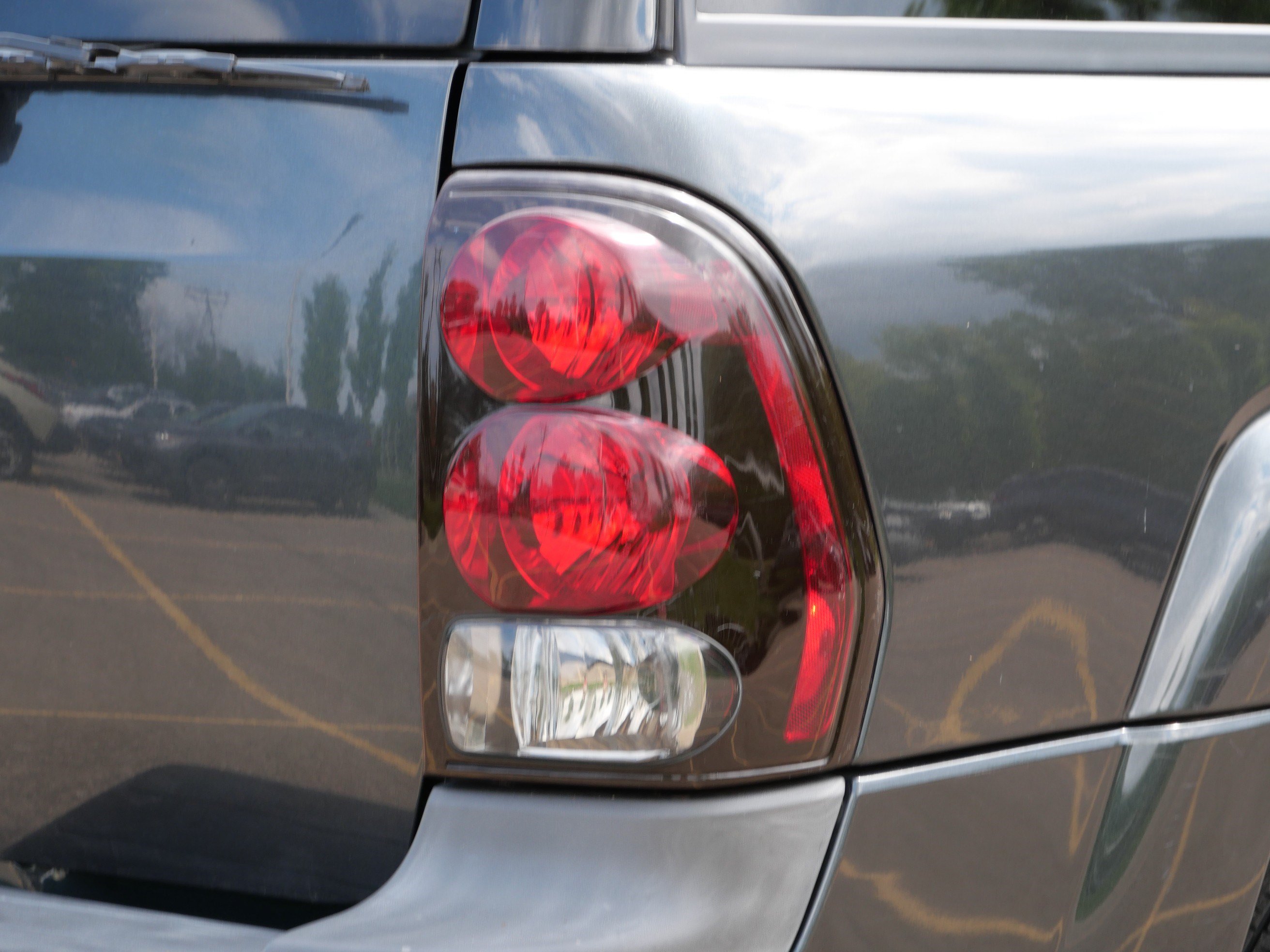 Used 2005 Chevrolet TrailBlazer LS w/ LS Preferred Equipment Group AWD/4WD image 18