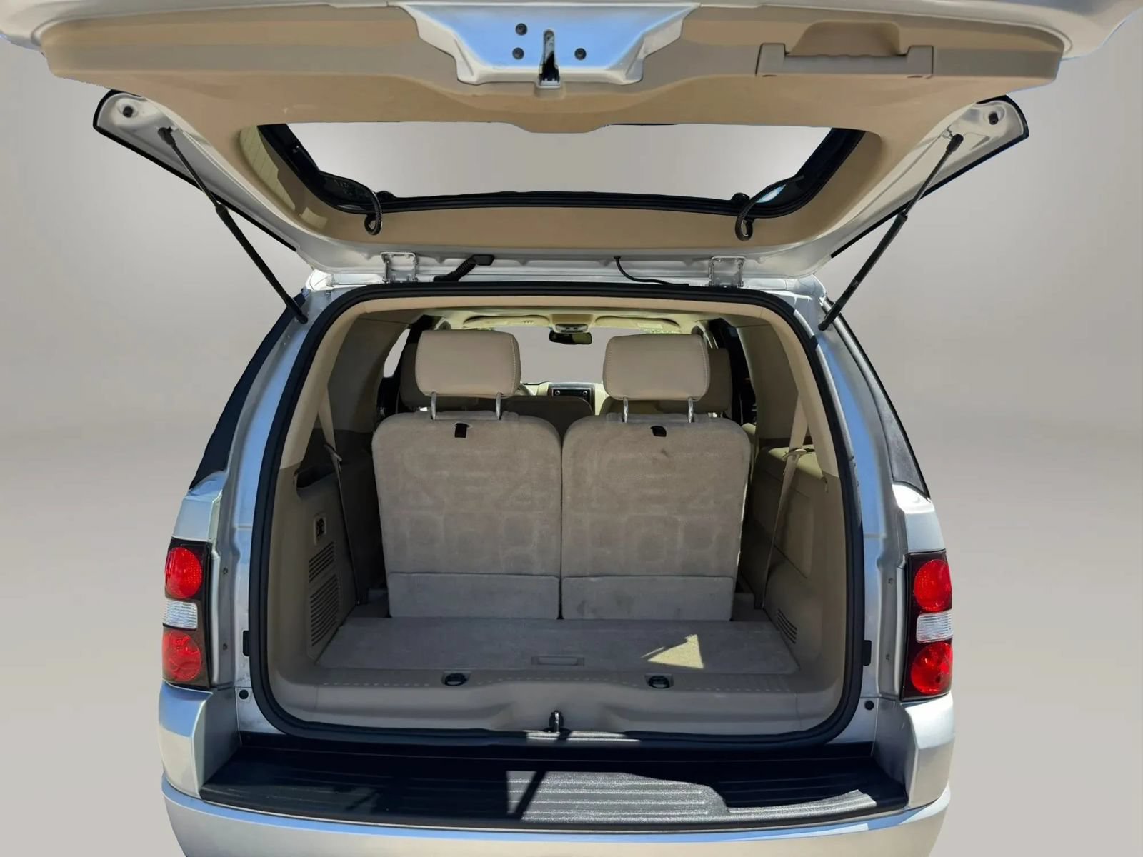 Used 2009 Ford Explorer Limited RWD image 21