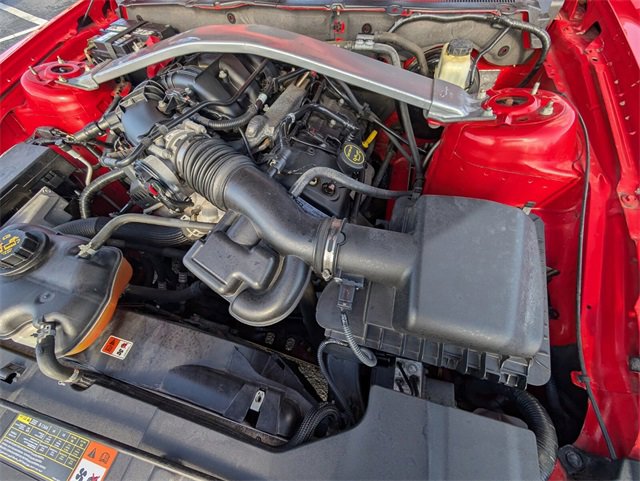 Used 2014 Ford Mustang Convertible image 17