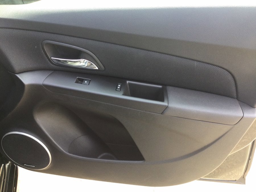 Used 2015 Chevrolet Cruze LTZ w/ Sun, Sound and Sport Package image 14