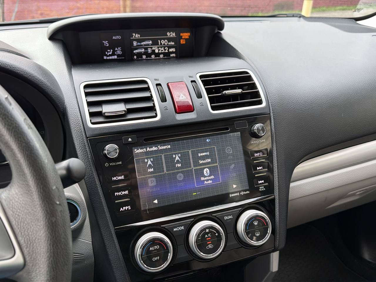 Used 2016 Subaru Forester 2.5i Touring AWD/4WD image 16