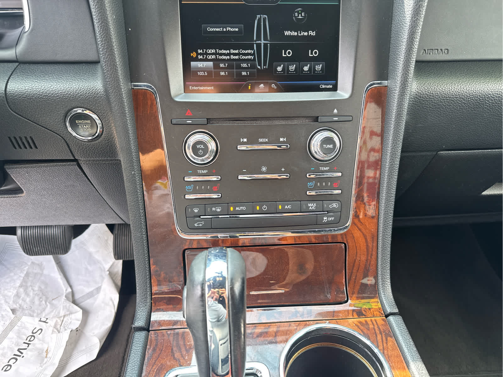 Used 2015 Lincoln Navigator 2WD image 28