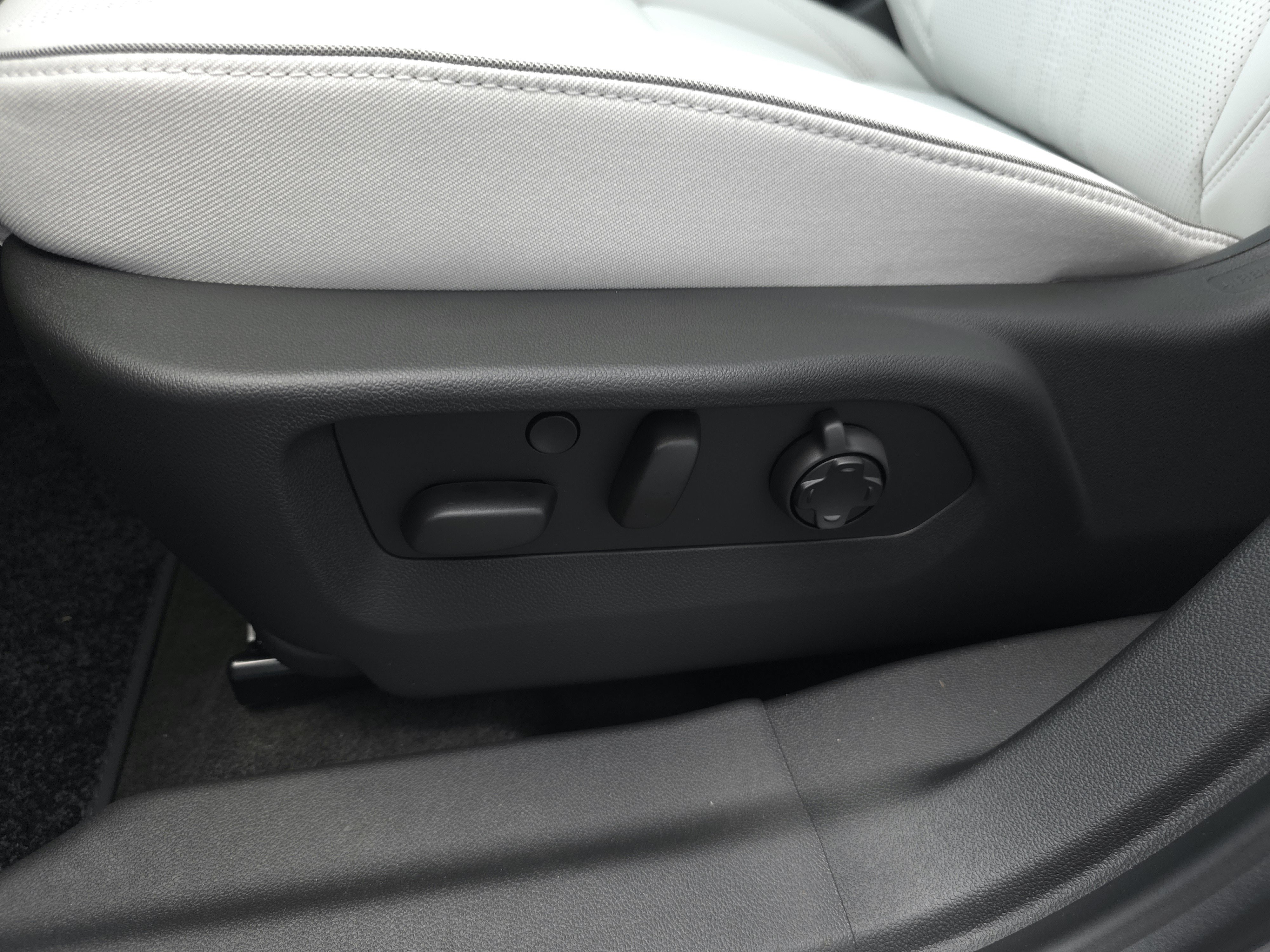 New 2026 Buick Envision Avenir AWD/4WD image 11