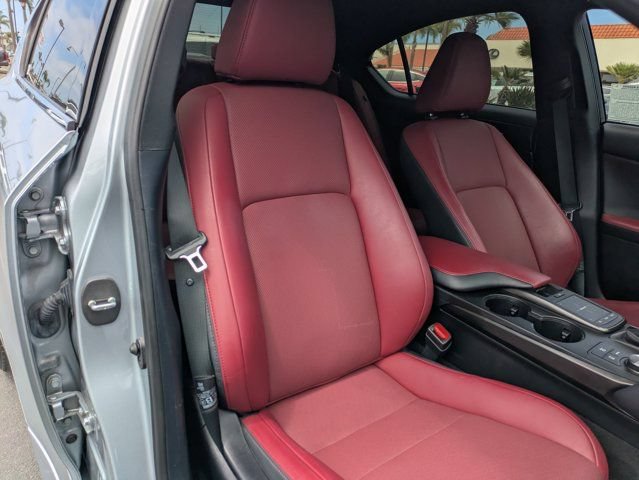 Used 2023 Lexus IS 300 w/ Comfort Package RWD image 34