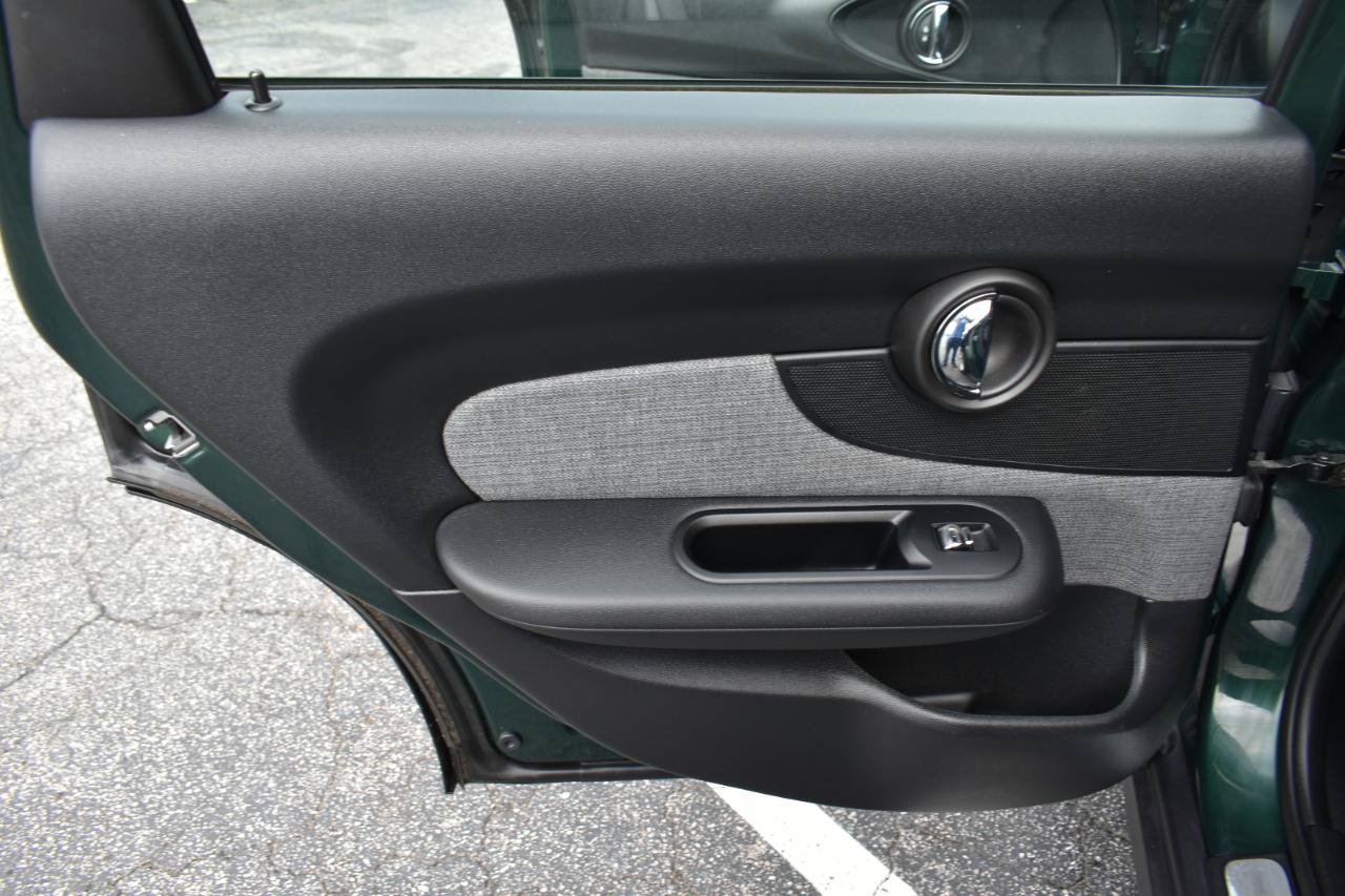 Used 2016 MINI Cooper Clubman FWD image 36