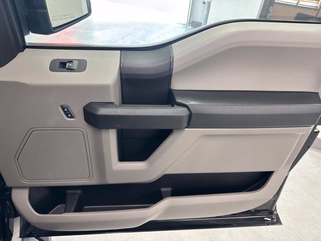 Used 2018 Ford F150 XL w/ Equipment Group 101A Mid AWD/4WD image 26