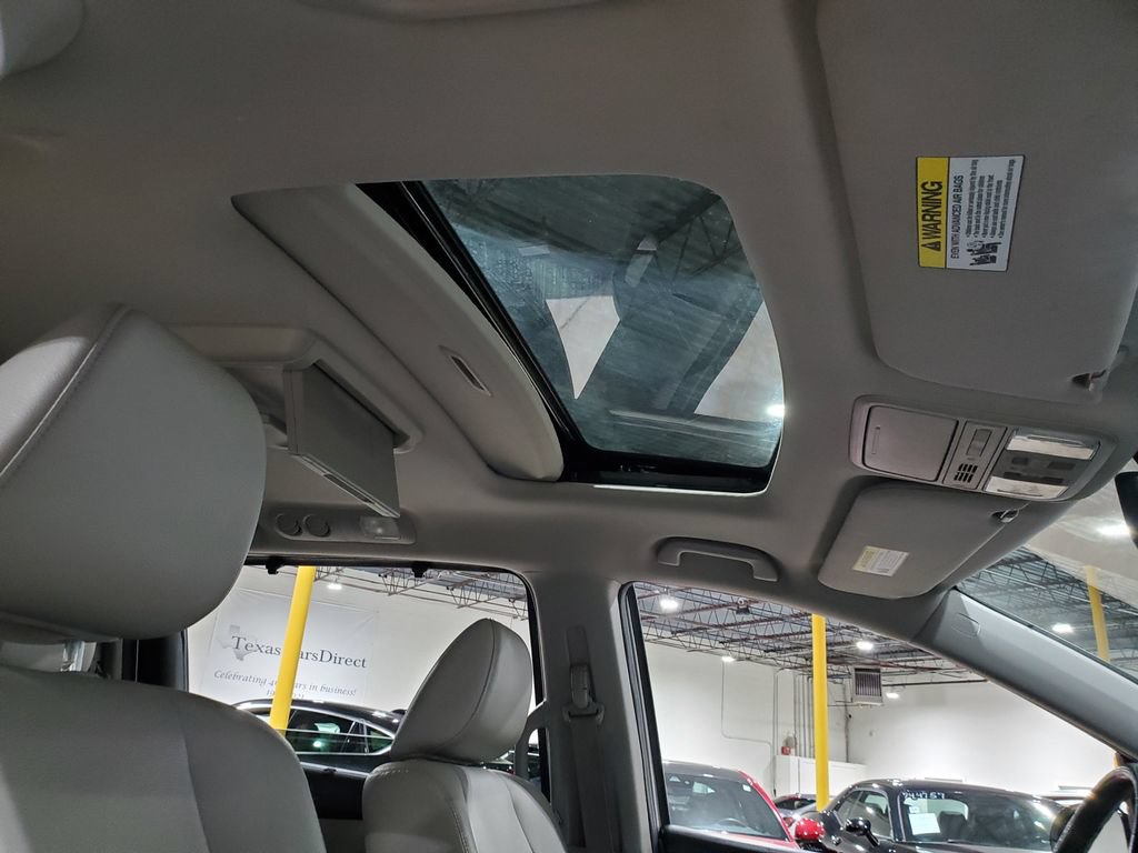 Used 2016 Honda Odyssey Touring image 15