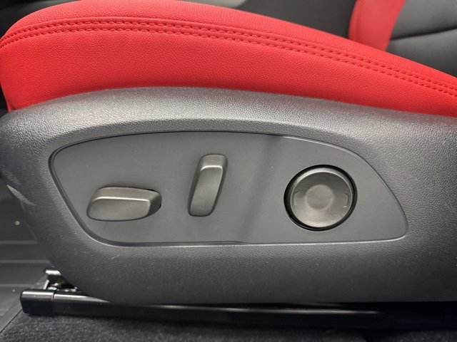 New 2026 Chevrolet Equinox EV RS image 10