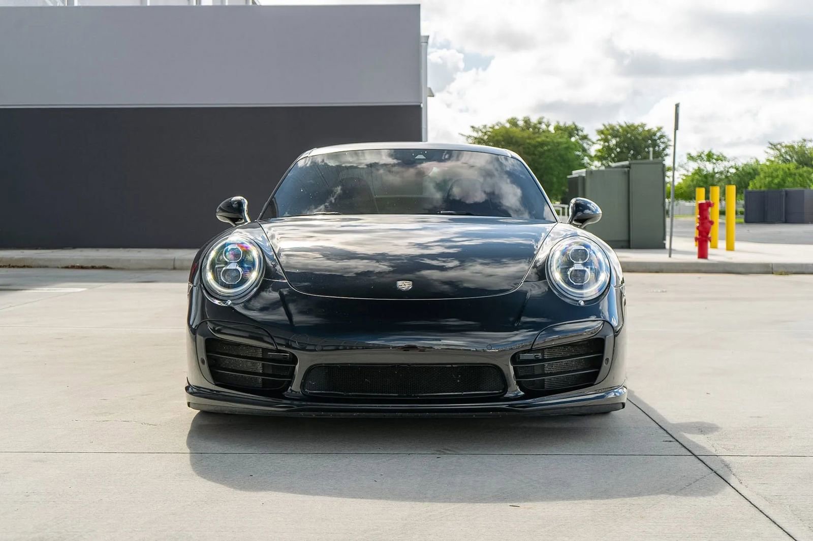 Used 2015 Porsche 911 Turbo S AWD/4WD image 11