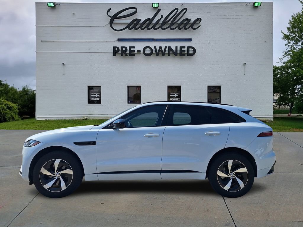 Used 2024 Jaguar F-PACE R-Dynamic S image 8