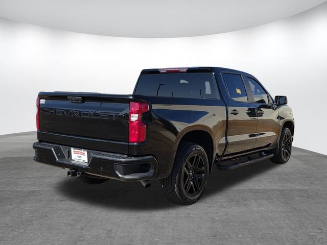 Used 2023 Chevrolet Silverado 1500 Custom w/ LPO, Dark Essentials Package image 4