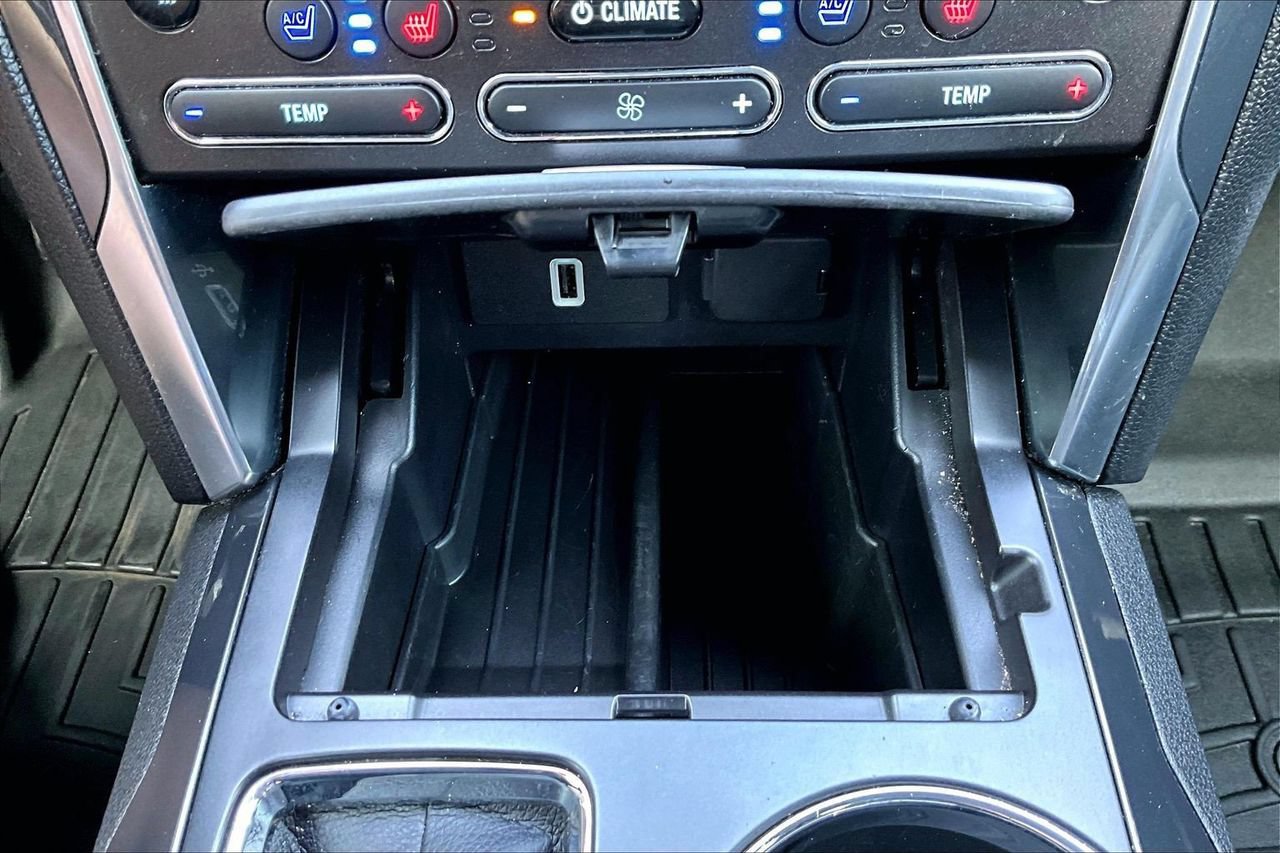 Used 2019 Ford Explorer Sport w/ Equipment Group 401A AWD/4WD image 18