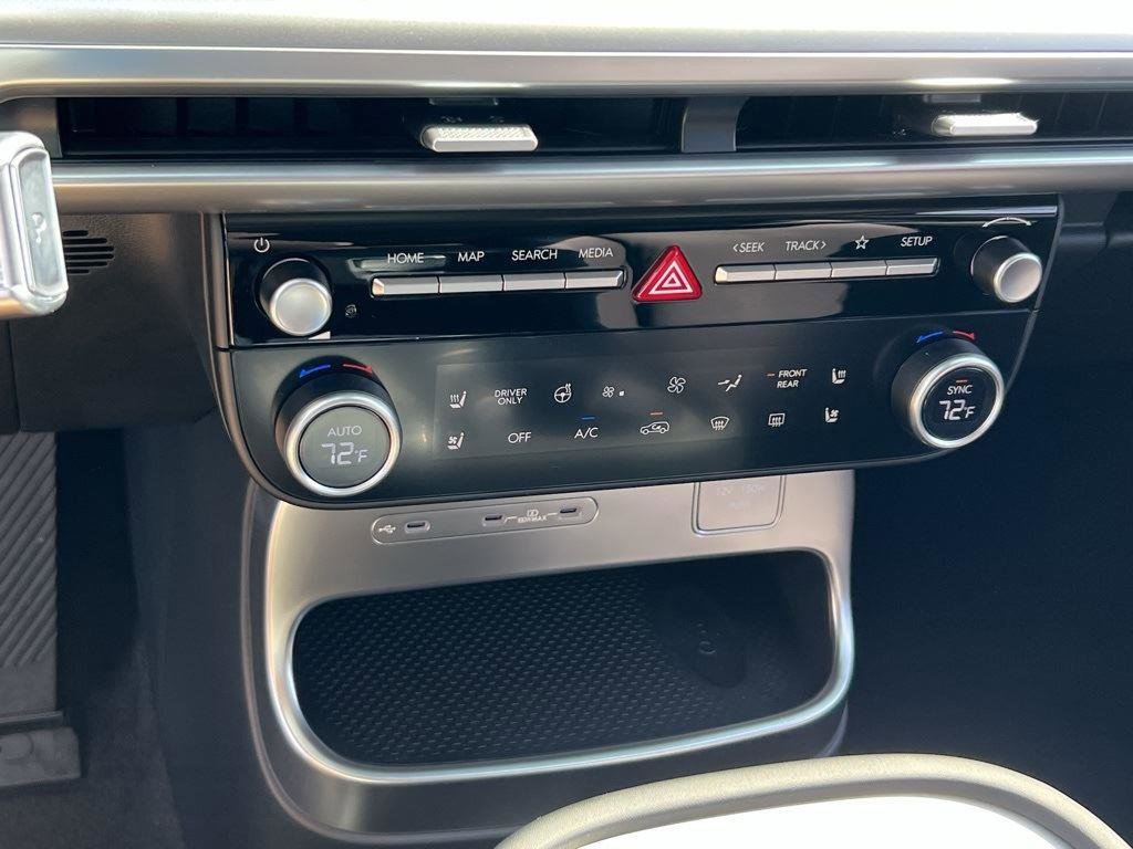 New 2026 Hyundai Ioniq 9 SEL image 12