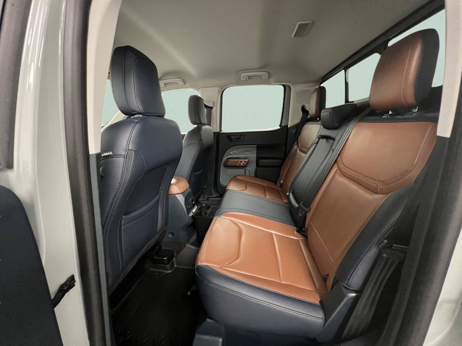 Used 2024 Ford Maverick Lariat AWD/4WD image 34