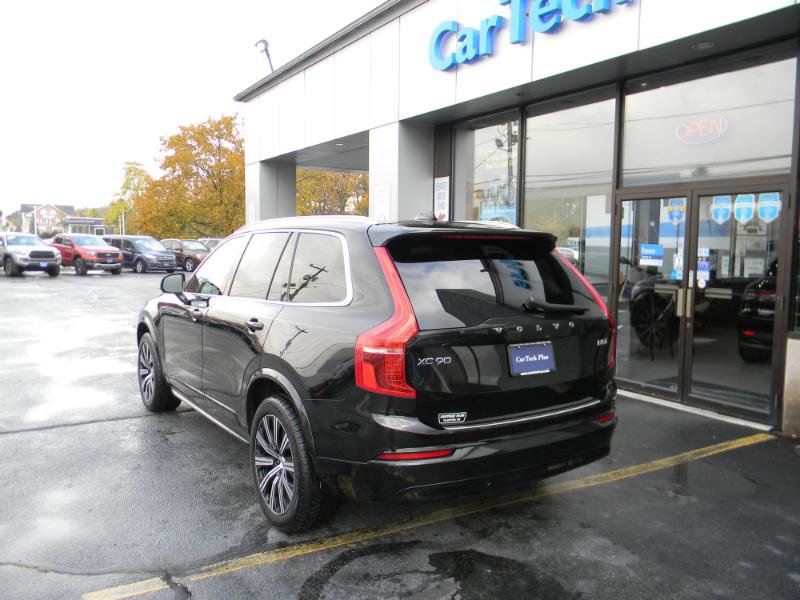 Used 2023 Volvo XC90 B5 Core w/ Protection Package Premier image 8