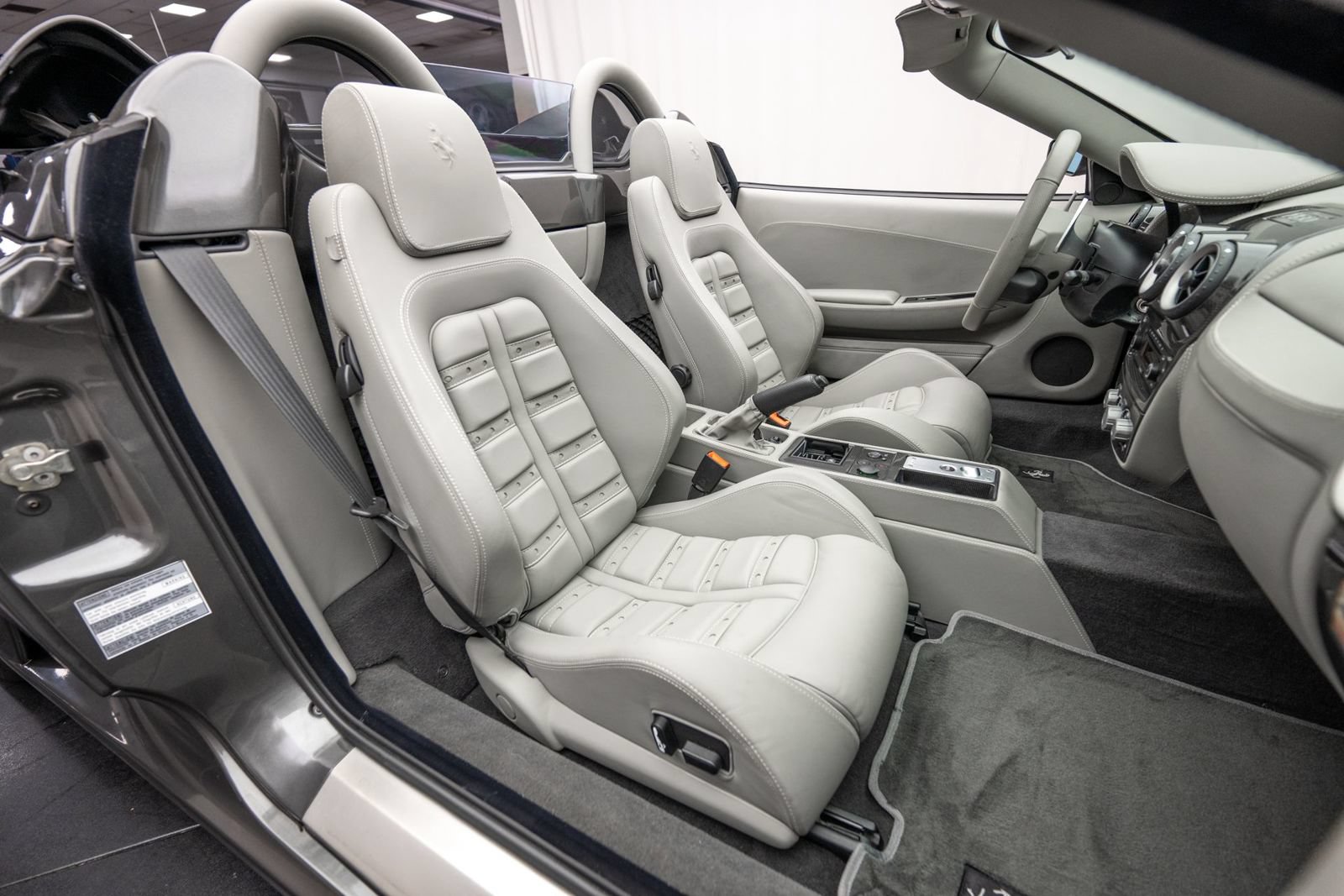 Used 2009 Ferrari F430 Spider RWD image 13