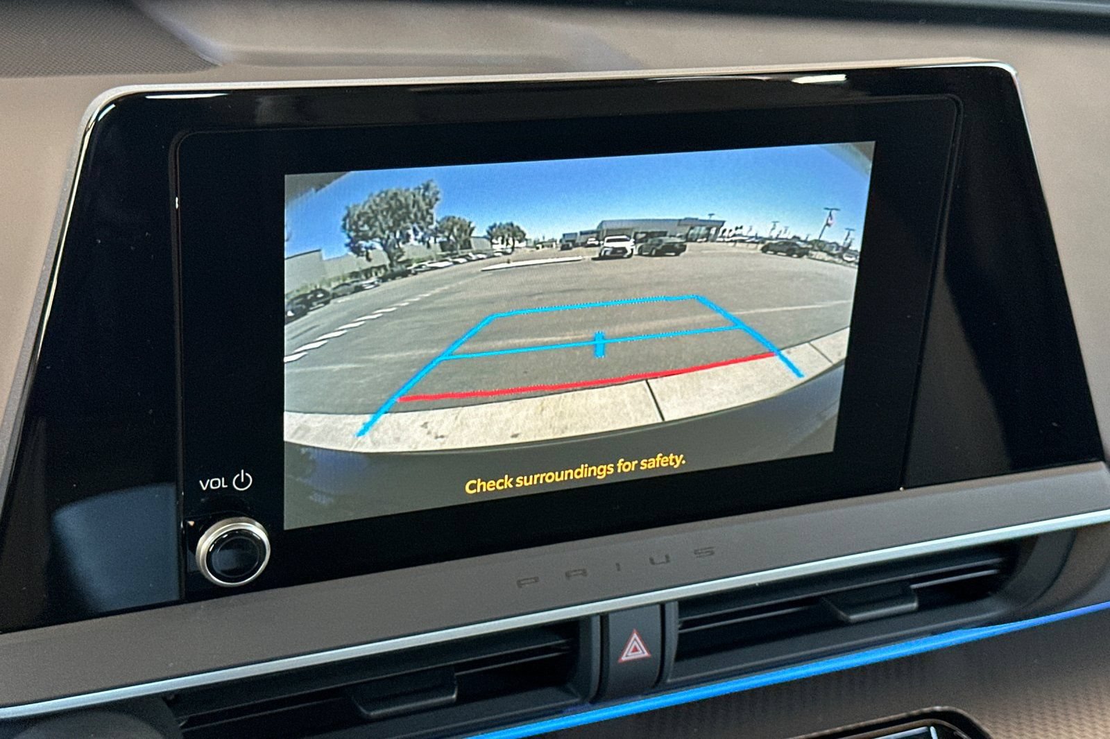 Certified 2024 Toyota Prius XLE FWD image 19