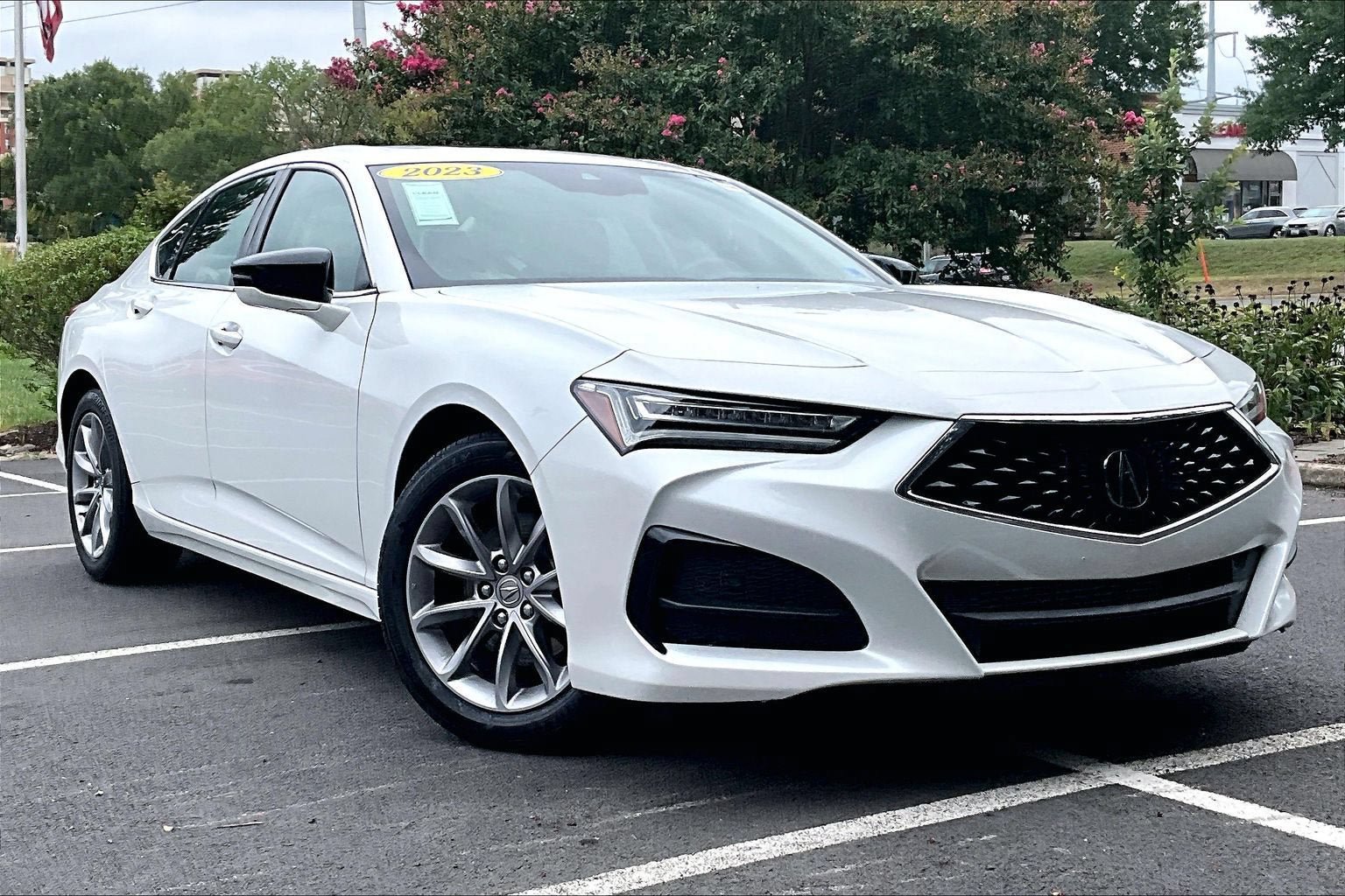 Used 2023 Acura TLX FWD image 2