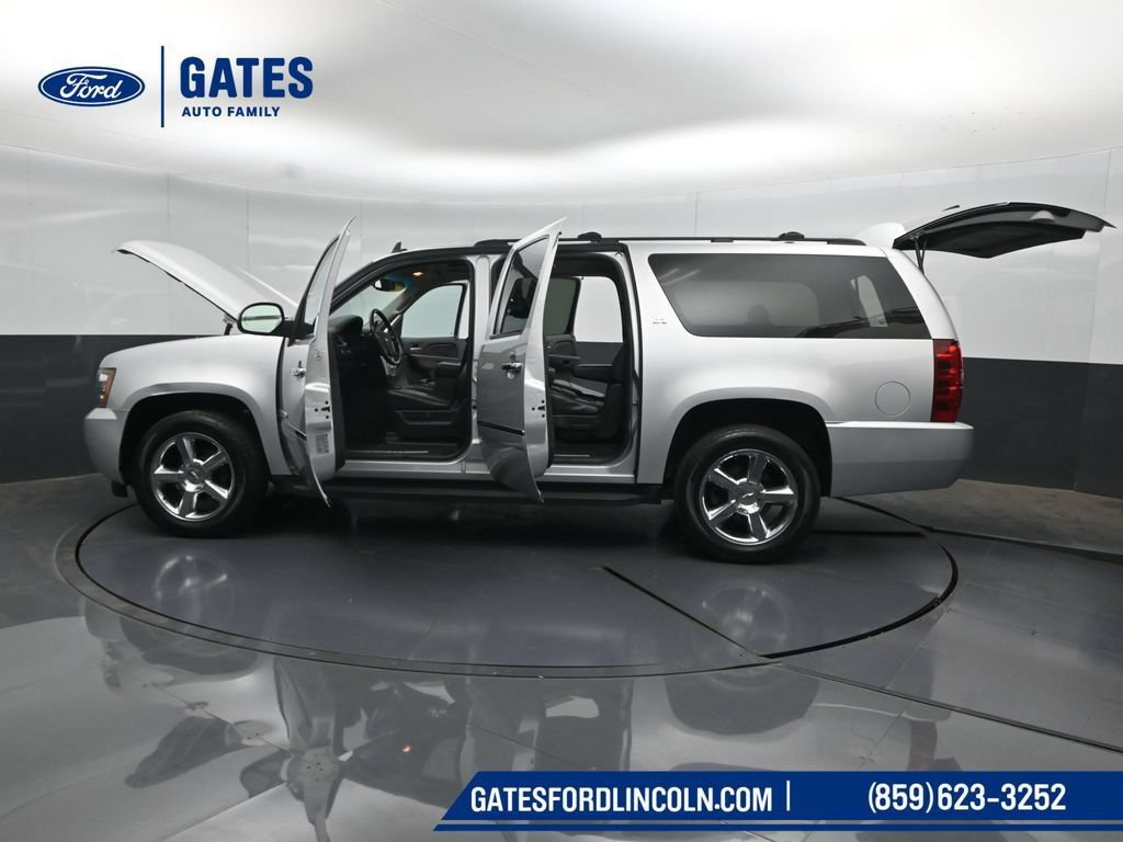 Used 2014 Chevrolet Suburban LTZ AWD/4WD image 58
