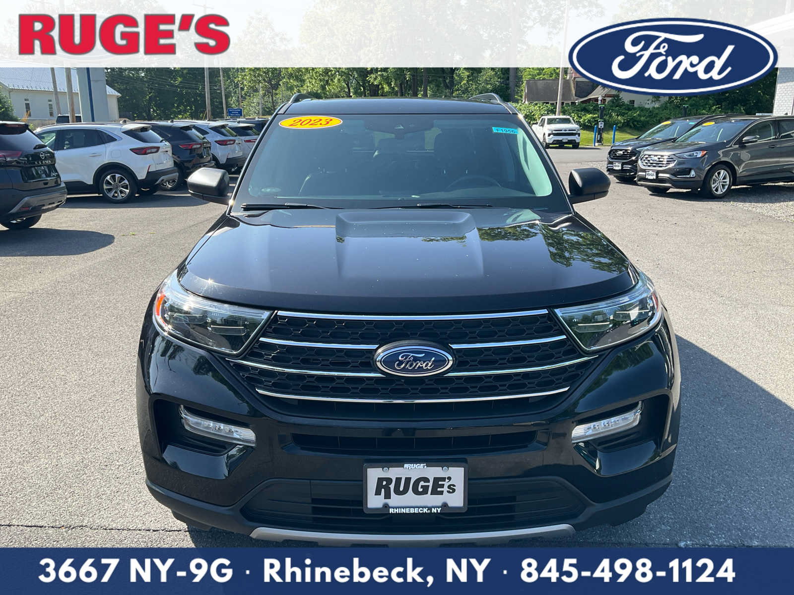 Certified 2023 Ford Explorer XLT w/ Equipment Group 202A AWD/4WD image 9