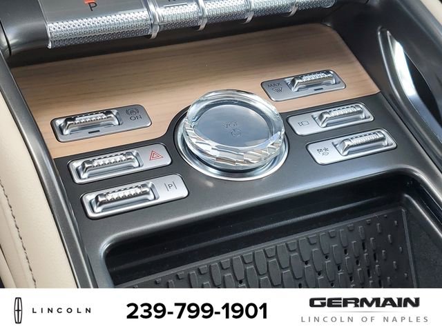 New 2025 Lincoln Nautilus Reserve image 30