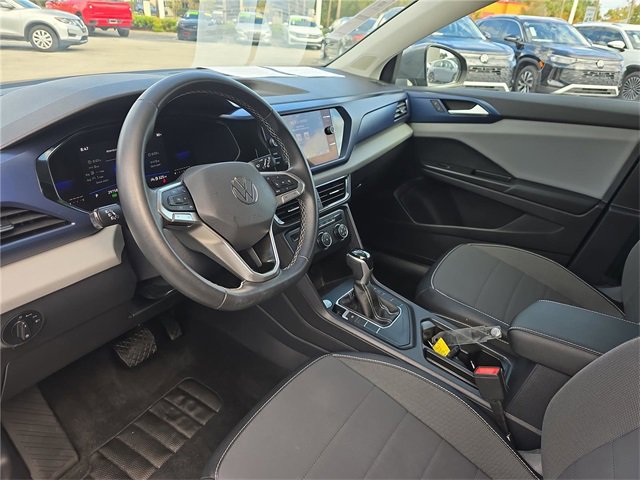 Used 2022 Volkswagen Taos SE image 16
