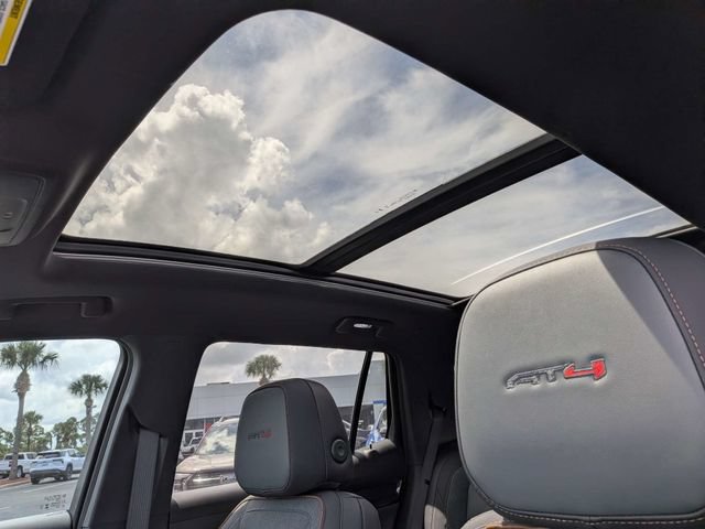 New 2026 GMC Terrain AT4 w/ Convenience Package III AWD/4WD image 22