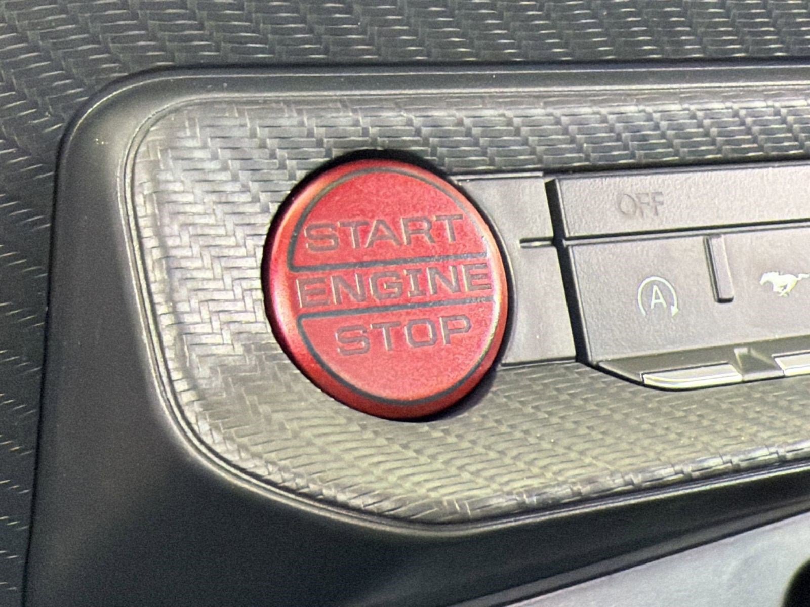 Used 2025 Ford Mustang Coupe image 25