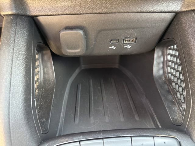 Used 2025 Chevrolet TrailBlazer LT AWD/4WD image 38