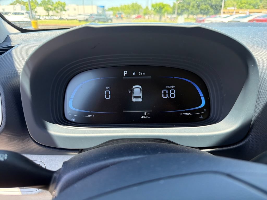 Certified 2025 Hyundai Venue Limited FWD image 18