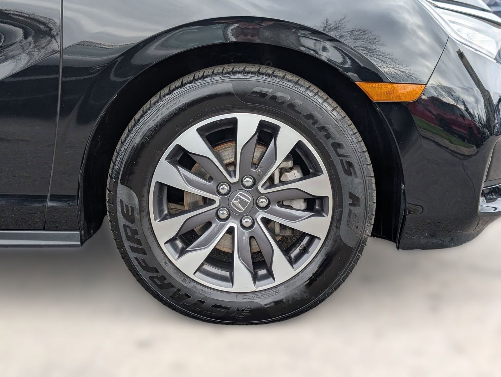 Used 2024 Honda Odyssey EX-L image 10