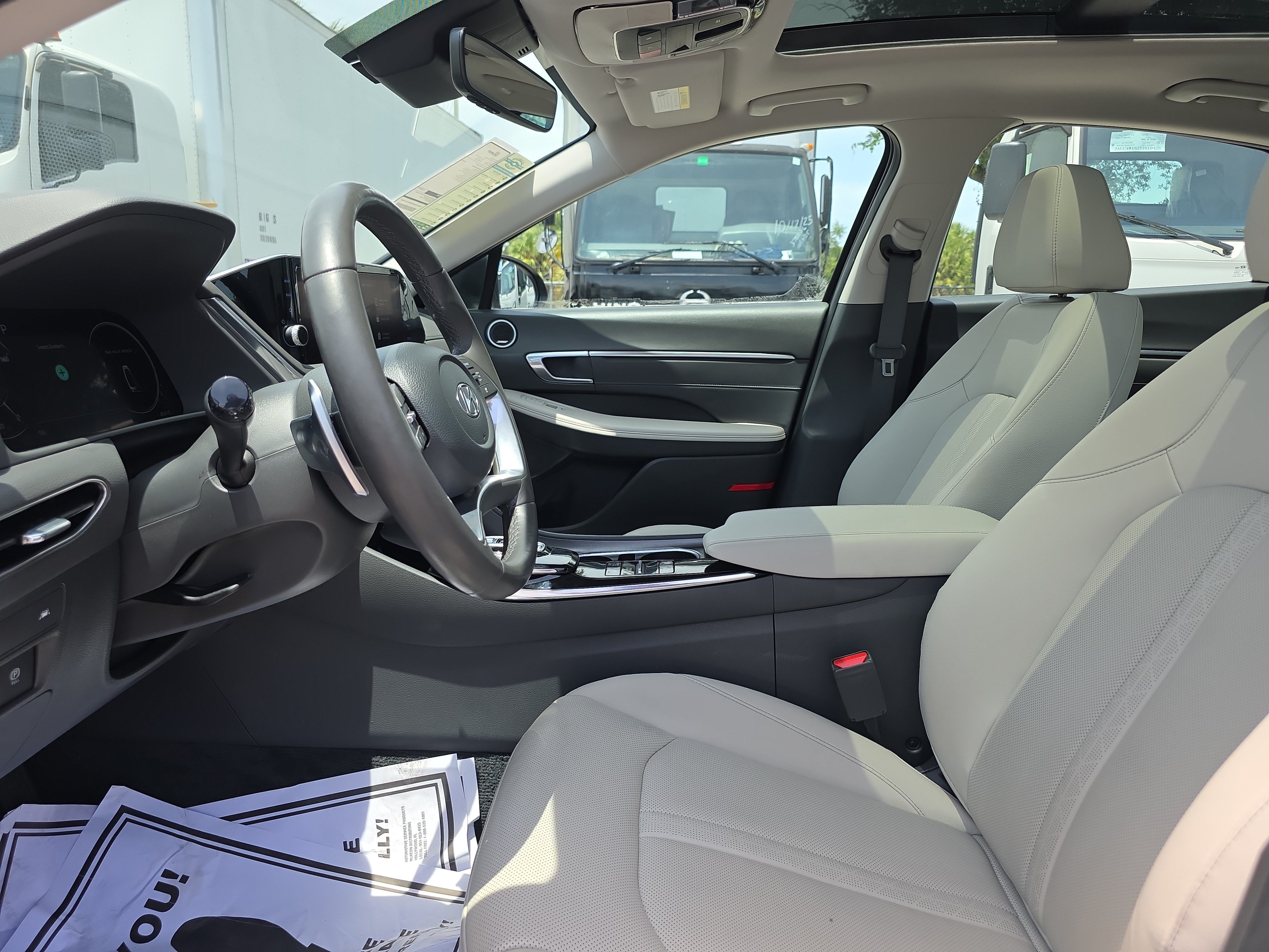 Used 2023 Hyundai Sonata Limited FWD image 23