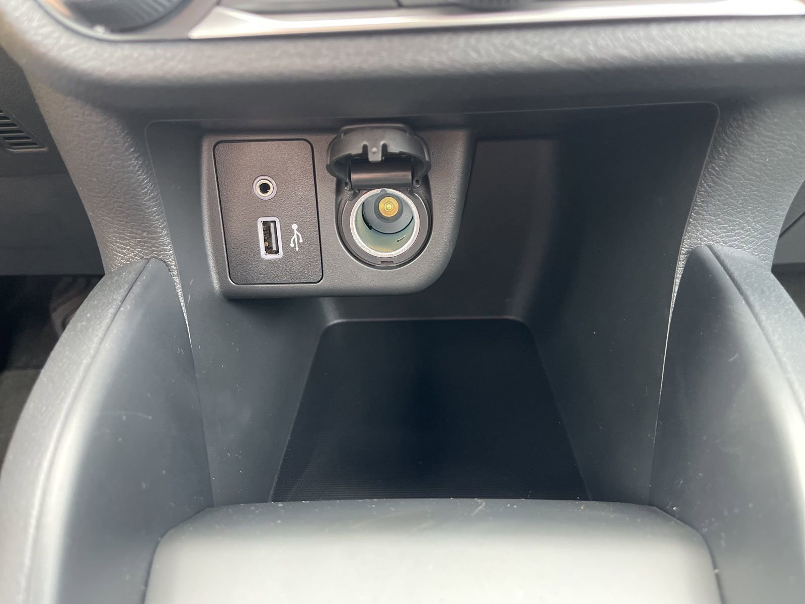 New 2025 Nissan Versa S w/ Trunk Package image 22