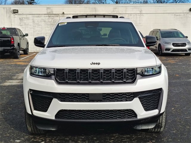 New 2026 Jeep Grand Cherokee Laredo image 37