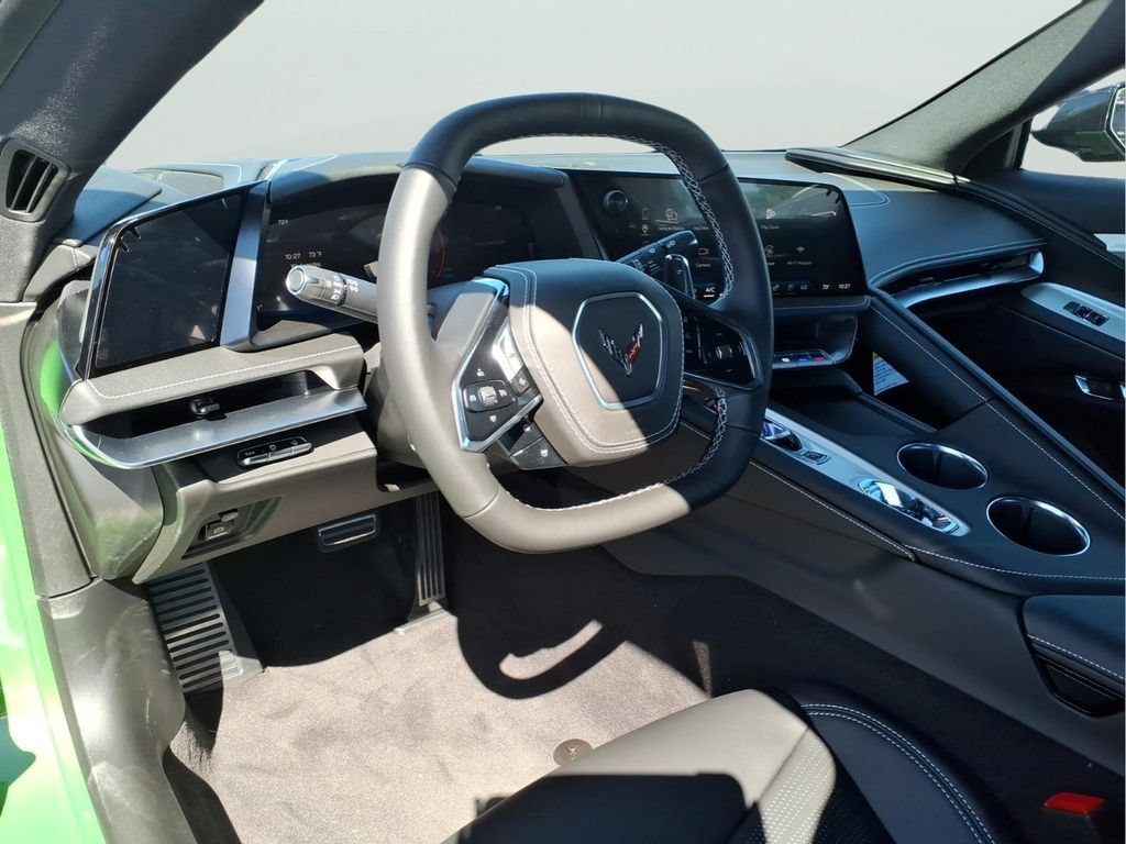 New 2026 Chevrolet Corvette Stingray Preferred Cpe w/ Z51 Performance Package RWD image 17