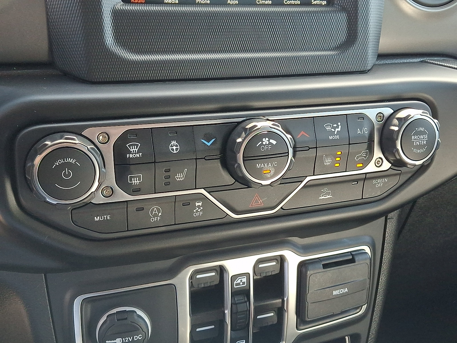Used 2022 Jeep Wrangler Unlimited Sport AWD/4WD image 15