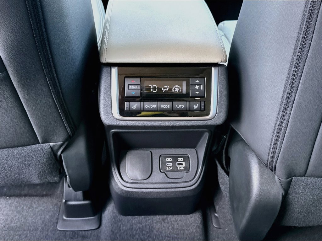 New 2027 Subaru Ascent Limited AWD/4WD image 32