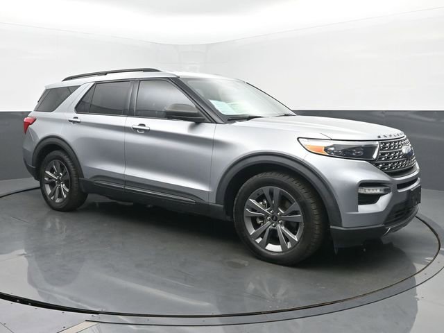 Used 2021 Ford Explorer XLT w/ Equipment Group 202A RWD image 7